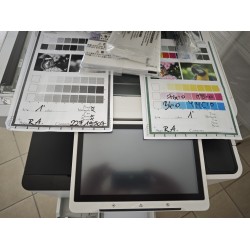 Canon iR Advance C3720i (A3 color) + podstolek S3, 8/5tis